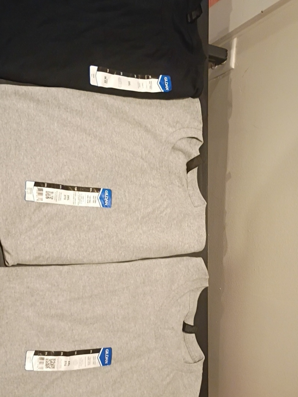 Gildan Short Sleeve Crew Neck T-Shirts - Gray and Black/Reebok Workout Shirts